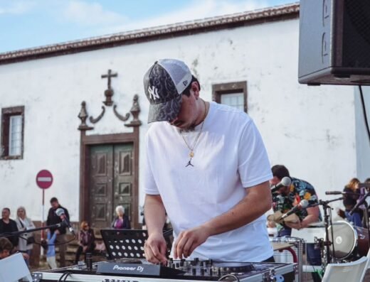 Festival Maré de Agosto 2027 – Vila do Porto, Portugal