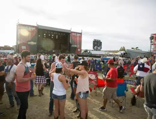Country Thunder Arizona 2027 – Florence, United States